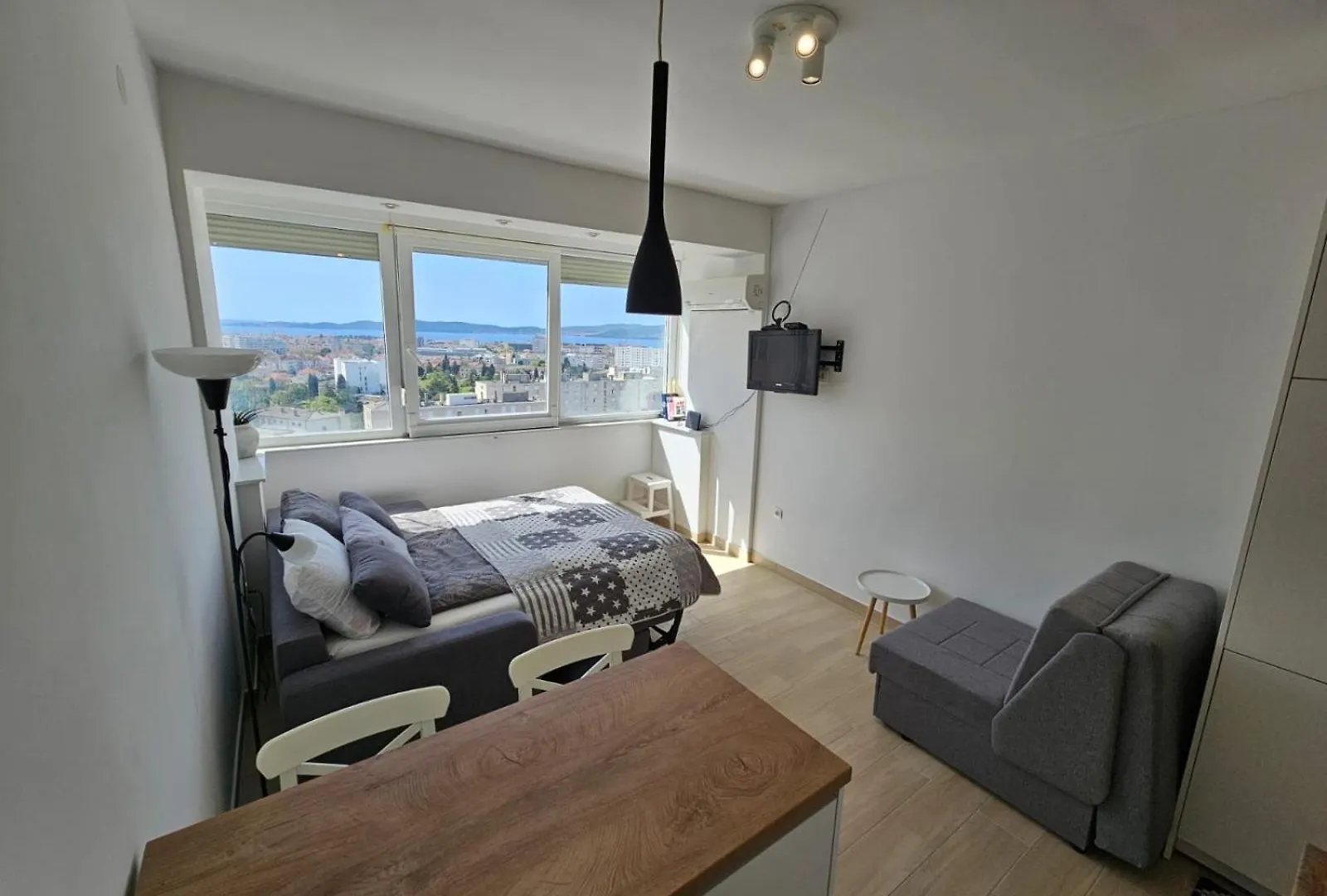 Studio Apartment Diem In Zadar By Ta Leut Agency